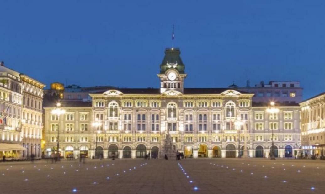 Fenice Триест Экстерьер фото